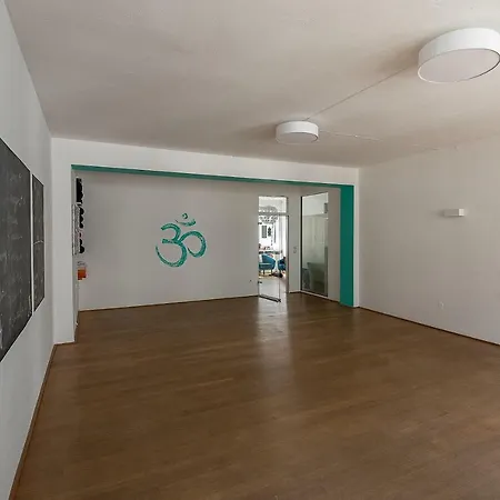 Apartment In Der Yogaschule Cologne Exterior photo